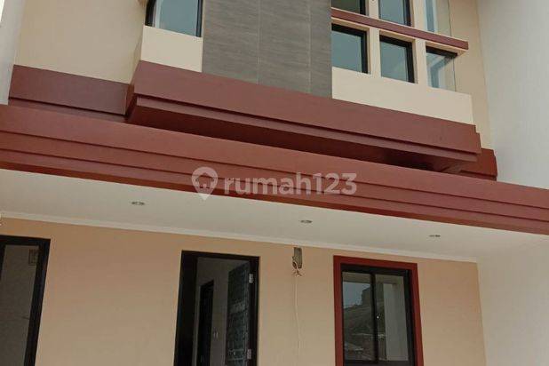 RUMAH BARU 3 KAMAR DEKAT GERBANG TOL DI JATIWARINGIN 