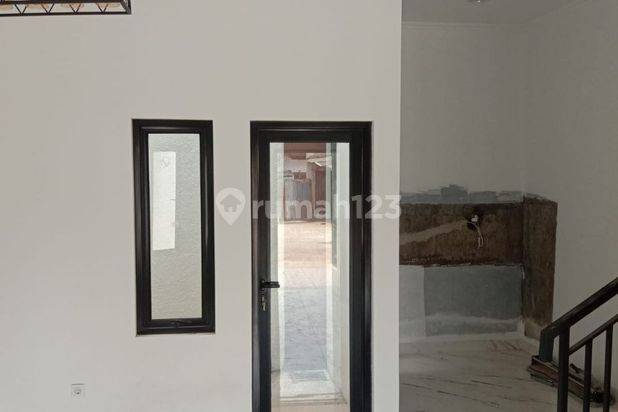RUMAH BARU 3 KAMAR DEKAT GERBANG TOL DI JATIWARINGIN 