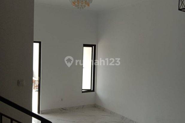 RUMAH BARU 3 KAMAR DEKAT GERBANG TOL DI JATIWARINGIN 