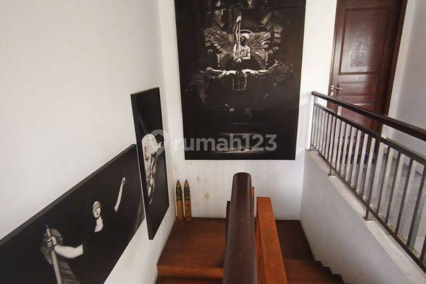 RUMAH KOKOH LOKASI STRATEGIS UNTUK USAHA DGN POOL DI PS.MINGGU