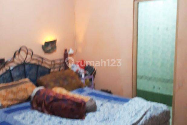 RUMAH SECONDARY SEMI FURNISH 4 KAMAR DALAM PERUMAHAN DI GALAXY 