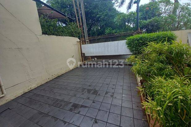 RUMAH LUAS & TERAWAT 4 KAMAR DALAM PERUMAHAN ELIT DI BILLYMOON