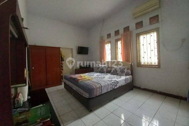 RUMAH LUAS & TERAWAT 4 KAMAR DALAM PERUMAHAN ELIT DI BILLYMOON