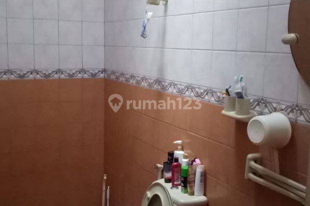 RUMAH LUAS & TERAWAT 4 KAMAR DALAM PERUMAHAN ELIT DI BILLYMOON