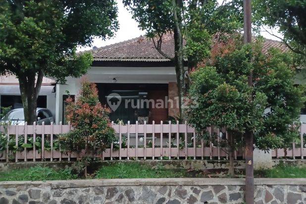 DIJUAL RUMAH TUA HITUNG TANAH, STRATRGIS DI KOMP CENDRAWASIH CIBEUREUM KODYA BANDUNG