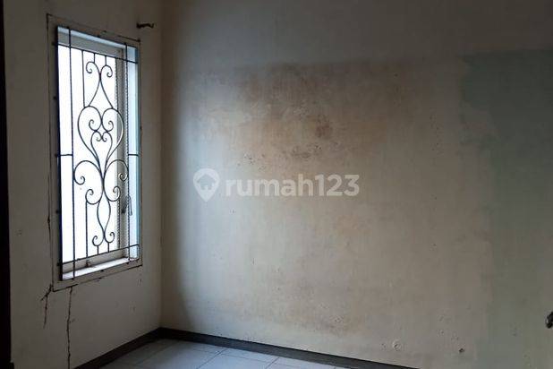 Rumah Tengah Kota Murah di Istana Mentari Cemengkalang Sidoarjo