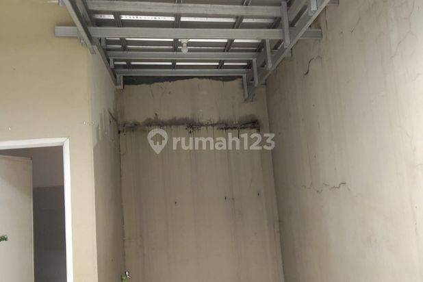 Disewakan Rumah Siap Huni di Cluster Vienna Modernland