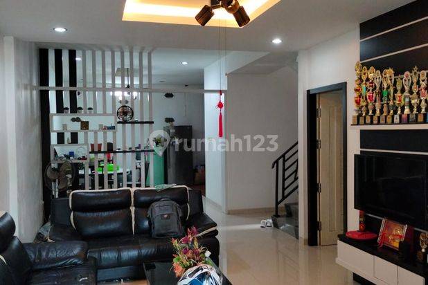 Dijual 1 Unit Rumah di Beverly Green Batam Center