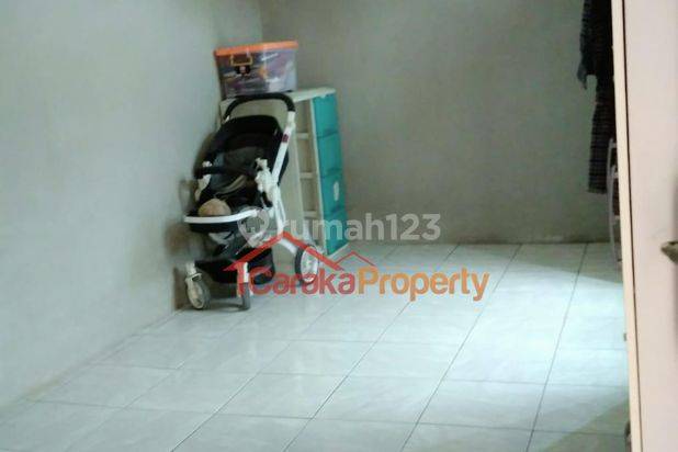 Rumah di Bojongsoang SHM 2 Lantai 5 Kamar Tidur