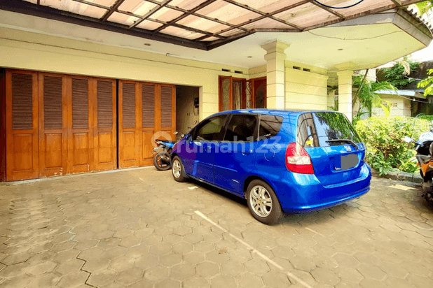 Rumah di Kebayoran Baru, Jakarta Selatan
