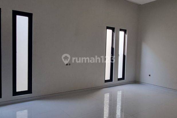 Dijual Rumah Citraland Baru