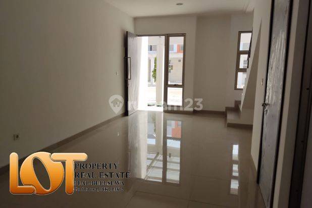 Disewakan Rumah Pik2 4.5x12.5 Kosongan Harga Murah