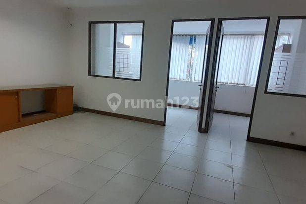 Dijual Ruko Siap Pakai di Jalan Antara, Pasar Baru, Jakarta Pusat