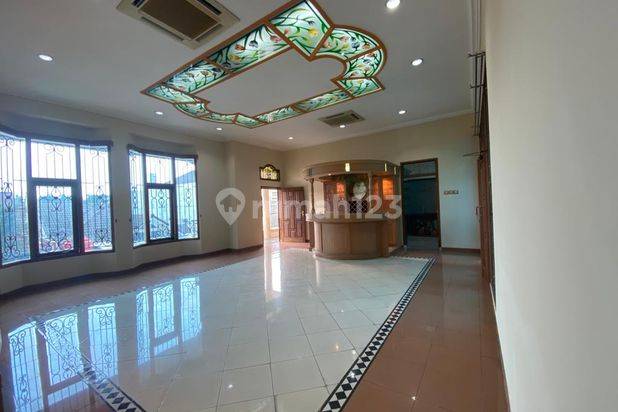Rumah ngesrep timur dekat kampus undip