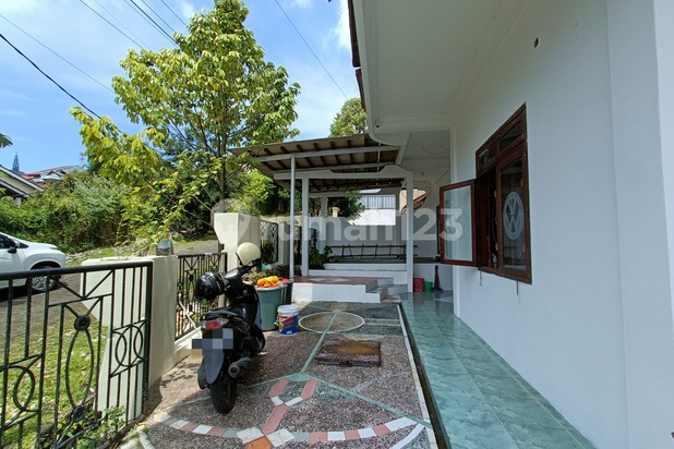 Rumah tengah kota Semarang ada view bagus siap huni dekat kampus Undip dekat tol dijual di Bukit sari Semarang selatan