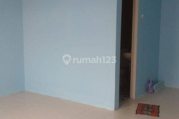 Dijual cepat rumah 1,5 lantai baru renov di cluster aralia harapan indah Bekasi