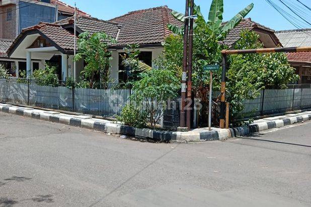 Rumah hook bagus siap huni buah batu.