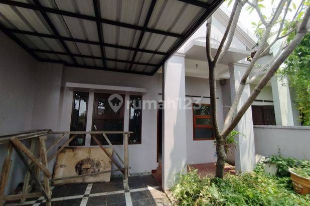 Rumah Murah Minimalis Komplek Istana Kawaluyaan