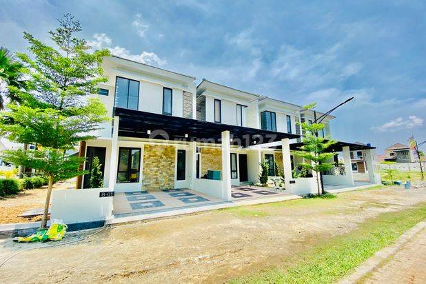 Gracia Ayu Rumah 2 Lantai 3 Kamar Tidur Strategis 2 Menit Stasiun Cibitung