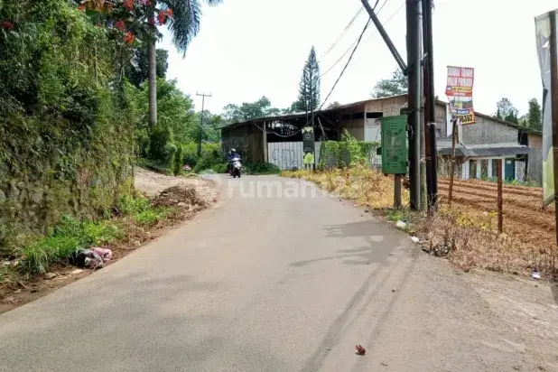 Tanah di jual 300 SHM m² megamendung Bogor