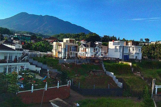 Tanah 800 SHM m² megamendung puncak