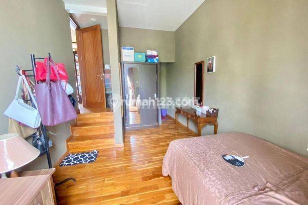 Hunian Sultan Ini Menggoda Banget.. Udah Elite, Cozy, Homie, Mewah, Full Furnish.. Tatar Larangtapa, Kota Baru Parahyangan