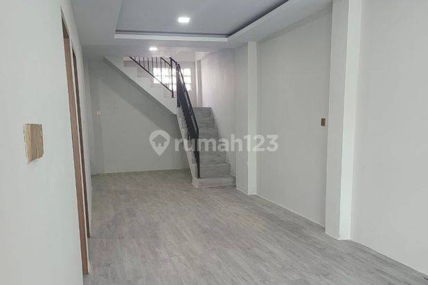 House For Sale in Plamo Garden Batam Centre
