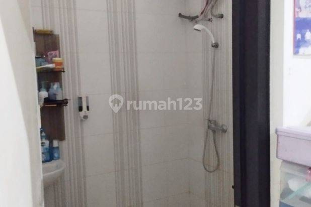 Dijual Cepat Rumah Minimalis 2 Lt Mulyosari Utara Semi Furnish