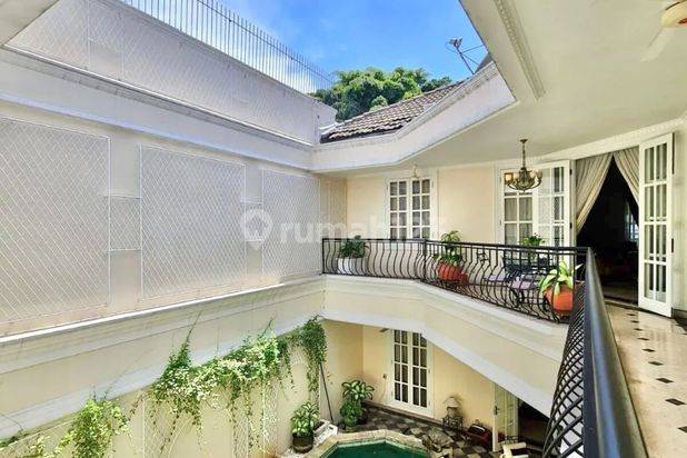 cepat rumah mewah klasik Harga menarik Lokasi Premium