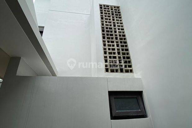 TURUN HARGA JUAL CPT RUMAH SUMMARECON BANDUNG CLUSTER FLORA
