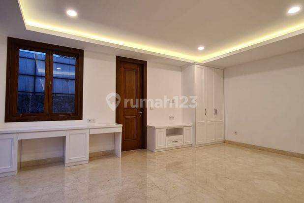 Rumah Tropical House Dikemang, Dengan Garden Depan Belakang