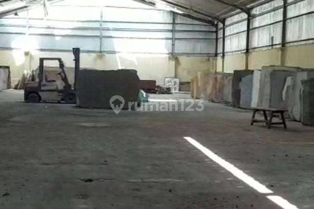 Jual Murah BU !!gudang di di Jln Taman makam Pahlawan Purwakarta 