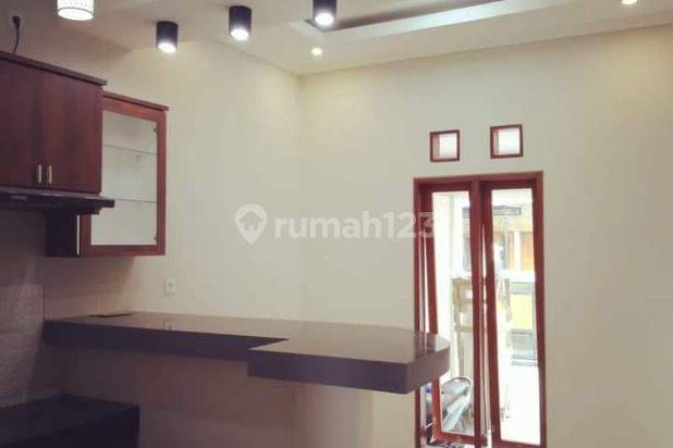 Rumah Baru 2 Lantai 3 Kamar Luas 1 Are Lokasi Batubulan