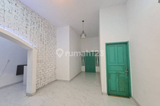 Rumah cantik siap huni di Sukajadi
