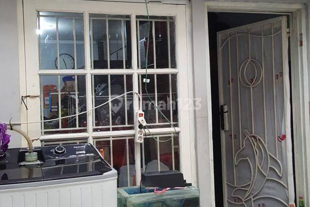 Rumah di Jalan Ratu Asia Duri Kepa Jakarta Barat