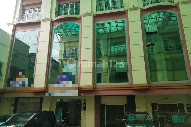Disewakan Ruko 4 Lantai di Gandaria, Cocok Untuk Kantor, Min Sewa 2 Th