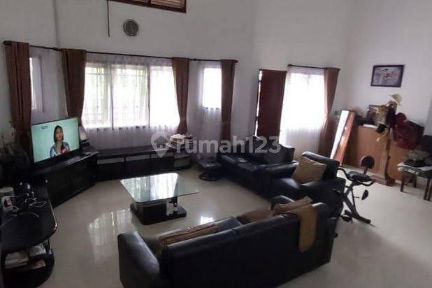 Rumah SHM lokasi Bagus siap huni di Sayap Pasteur