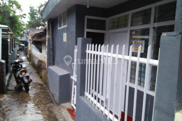 Rumah Pasteur Dekat RSHS Sukajadi SHM Bangunan Terawat Siap Huni