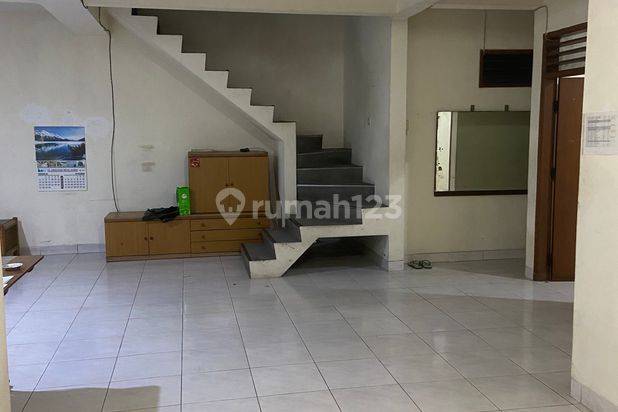 Rumah Di Sewakan Di Jln Menteng Kawasan Asri