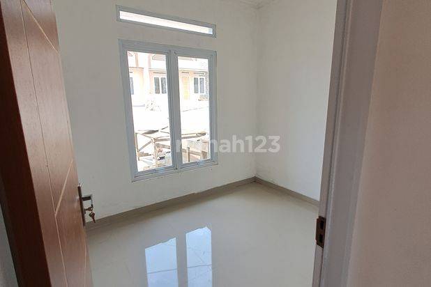 RUMAH BARU MURAH SEKALI DI CIHANJUANG