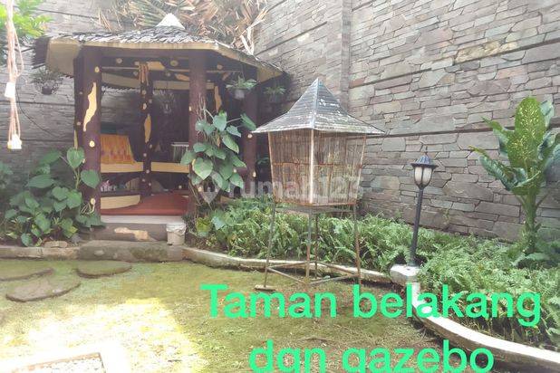 Rumah Cantik Nyaman Asri di Komplek Batununggal Indah