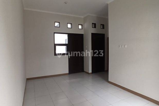 Disewakan Rumah Baru Tkk
