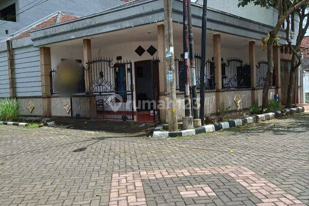 Dijual Rumah Pojokan Daerah Sulfat Blimbing
