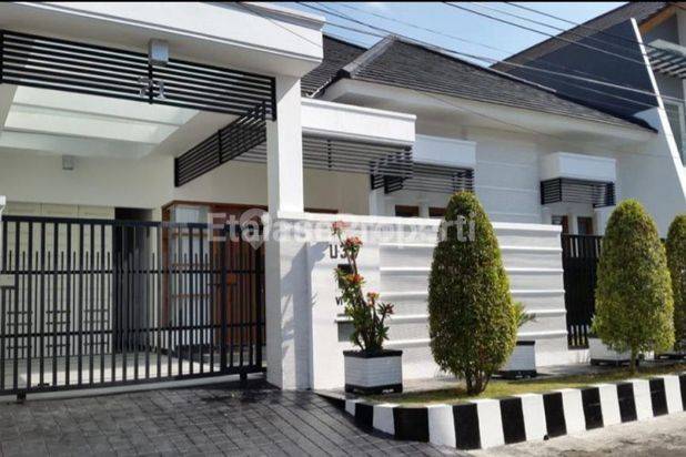 Rumah Dharmahusada indah utara Surabaya