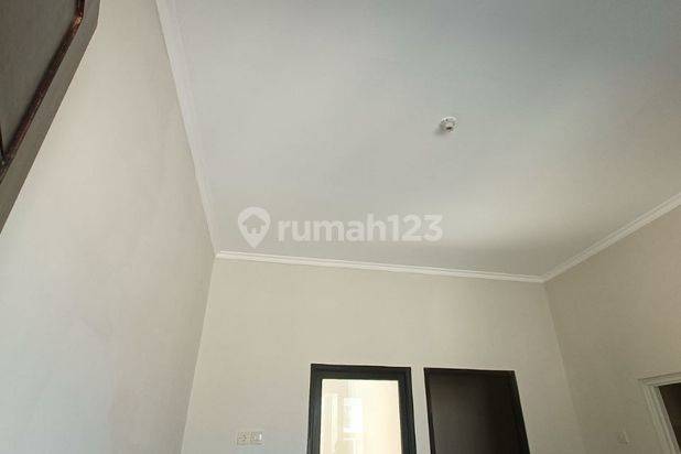 Rumah Grand Alana Regency Gunung Anyar surabaya