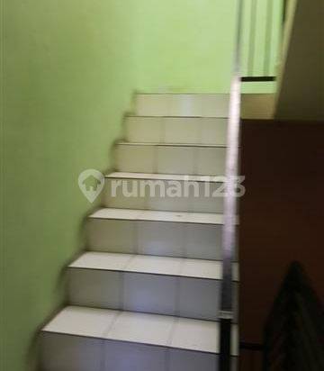Kosan Aktip 2 Lantai Bernilai Investasi diekat Polban. 