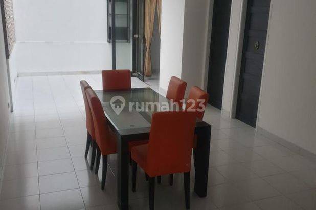 Rumah  Elang Laut Pik