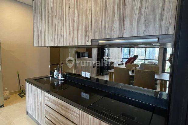 Apartemen uk 100m full furnish cantik 