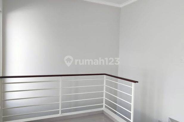 RUMAH BABATAN PANTAI SURABAYA GRESS MINIMALIS