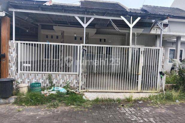Disewakan Rumah Lokasi Dekat Berbagai Fasum Dekat Bandara Malang